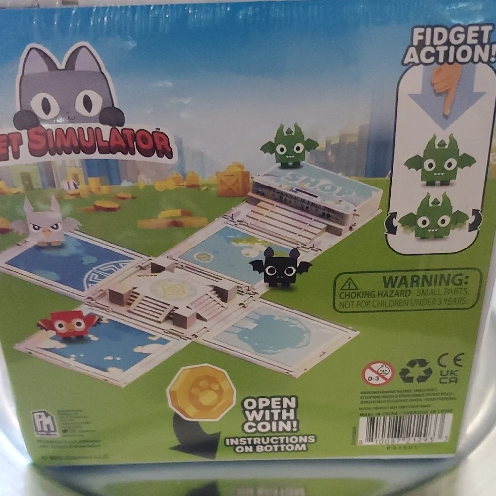 Pet Simulator Lucky Block Playset - Blue and Multicolor